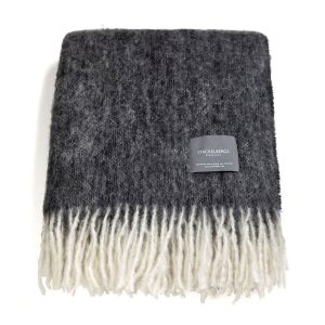 Mohairpläd White & black melange från Stackelbergs