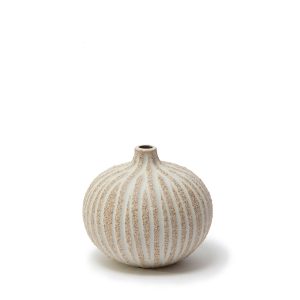 Vas Bari small stone stripe brown rough från Lindform hos Cobosabi