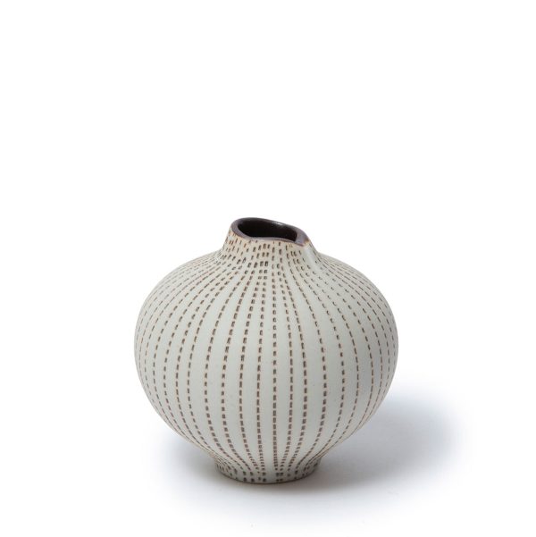 Vas LINE medium brown dots från Lindform