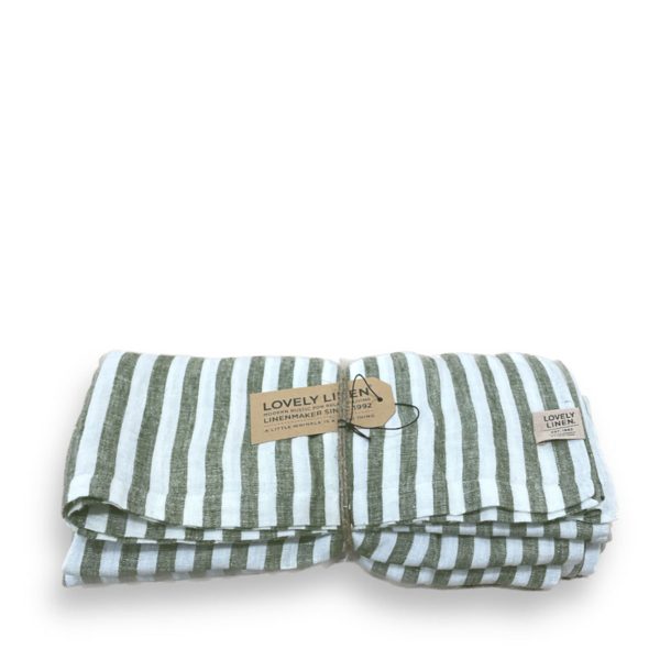 Misty linneduk edge jeep green 145x300 från Lovely linen